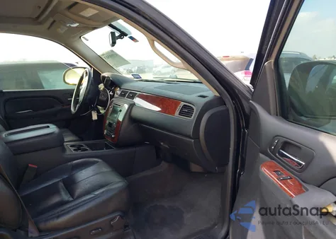 2014 Chevrolet Tahoe Lt z USA, uszkodzony, nr VIN 1GNSCBE05ER155853